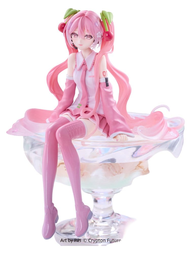 PRE ORDINE - Hatsune Miku Noodle Stopper PVC Figure Sakura Miku 2026 Smile Ver. 14 cm
