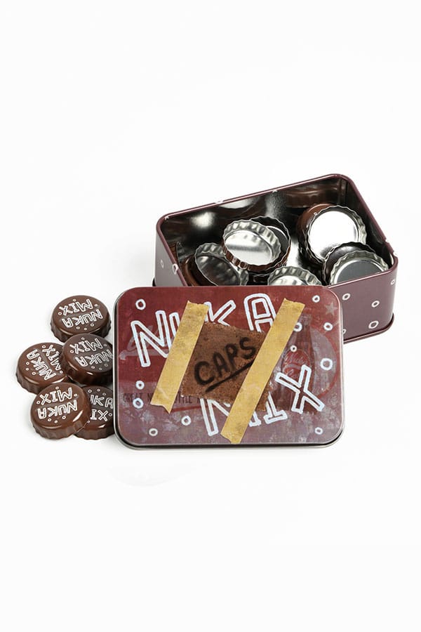PRE ORDINE - Fallout Bottle Caps Series Collectible Tin Nuka Mix 10 cm
