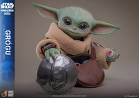 PRE ORDINE - HOT TOYS Star Wars: The Mandalorian & Grogu Life-Size Figure Grogu 38 cm