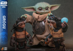 PRE ORDINE - HOT TOYS Star Wars: The Mandalorian & Grogu Life-Size Figure Grogu 38 cm