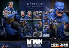 PRE ORDINE HOT TOYS - Batman: The Dark Knight Returns Comic Masterpiece Action Figure 1/6 Batman (Battle Damaged Version) 32 cm
