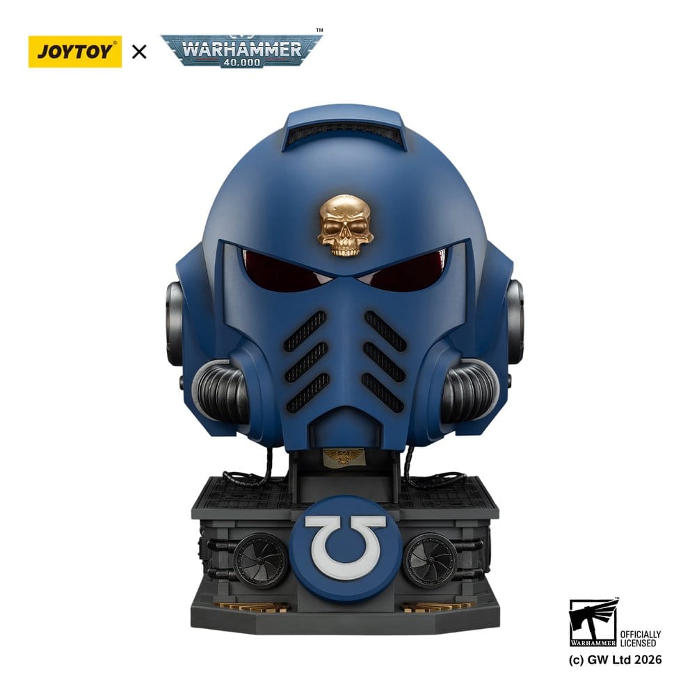 PRE ORDINE - Warhammer 40,000 Captain MkX Helmet & Display Stand Ultramarines 44 cm