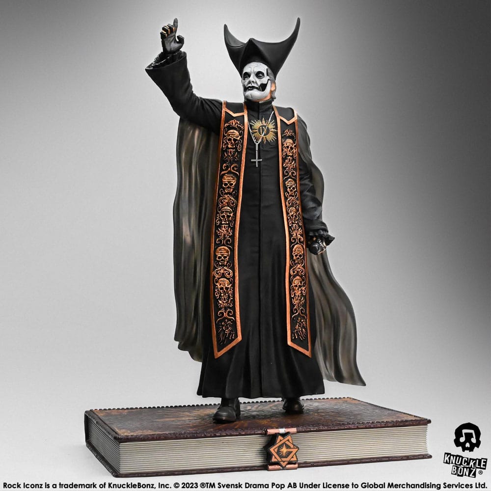 PRE ORDINE - Ghost Rock Iconz Statue 1/9 Papa Emeritus IV (Black Robes) 22 cm