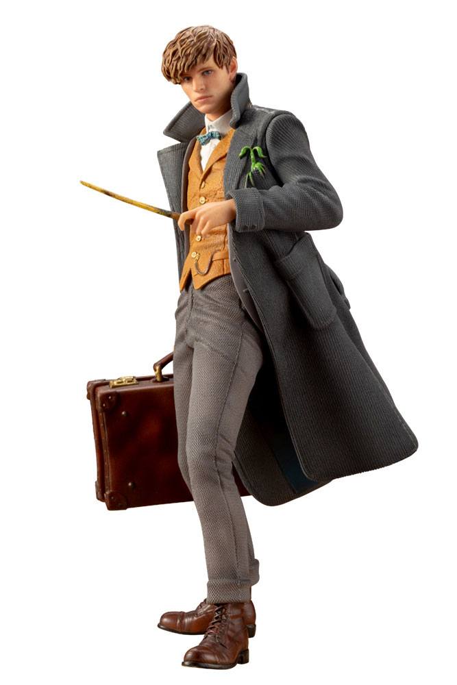 PRE ORDINE - Fantastic Beasts 2 ARTFX+ PVC Statue 1/10 Newt Scamander 18 cm