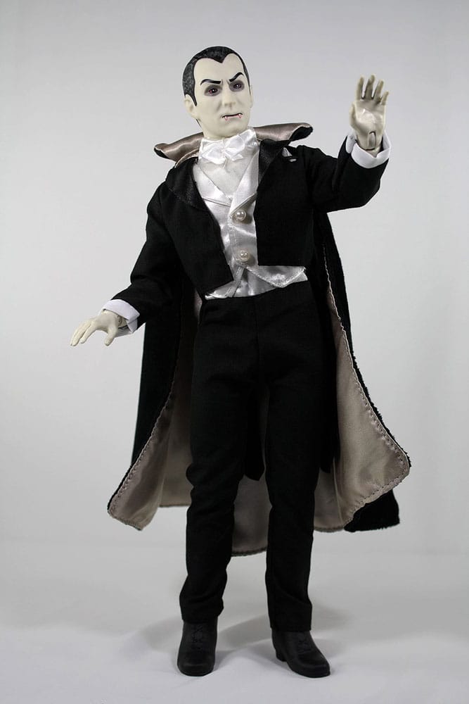 PRE ORDINE - Universal Monsters Action Figure Dracula 36 cm