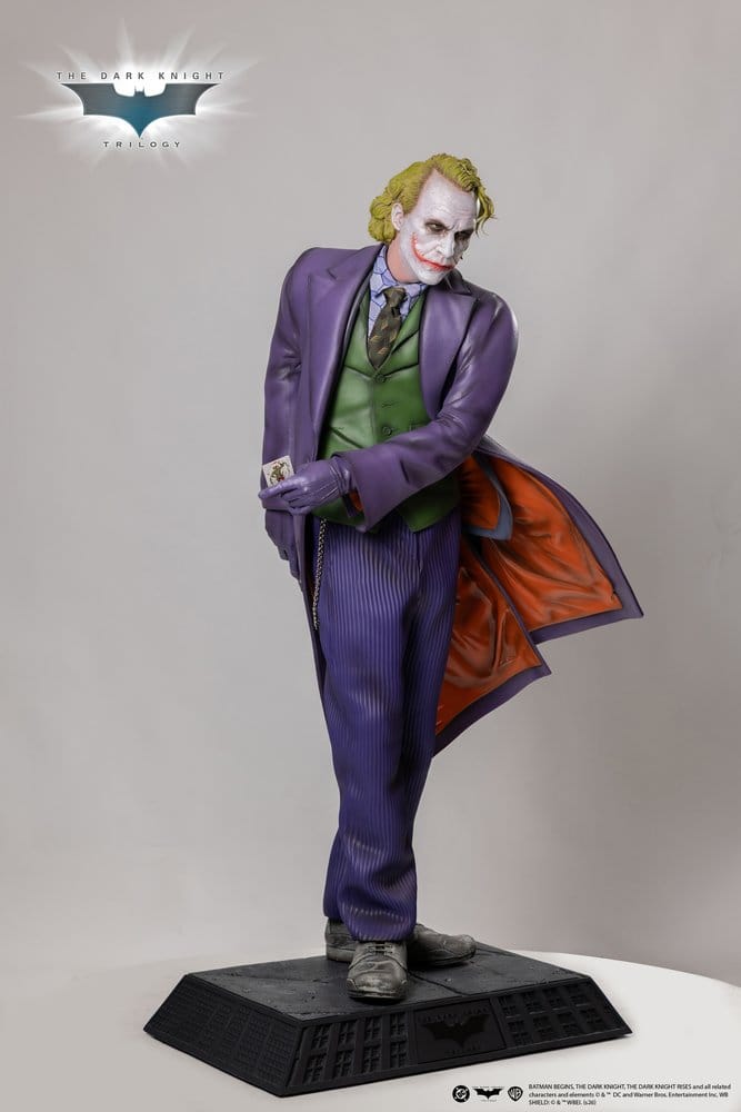 PRE ORDINE - Batman The Dark Knight Life-Size Statue Joker 200 cm