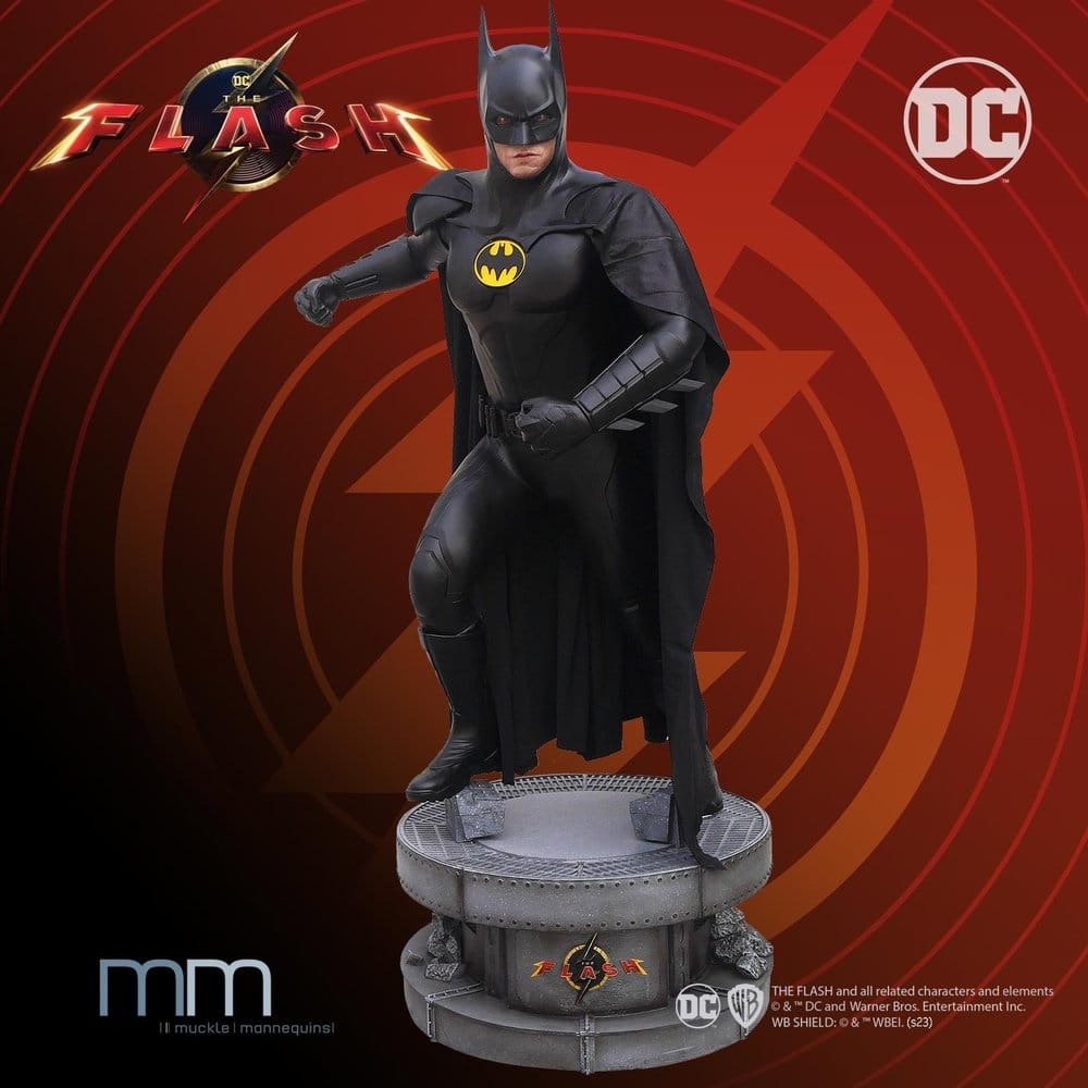 PRE ORDINE - The Flash Life-Size Statue Batman Keaton 228 cm