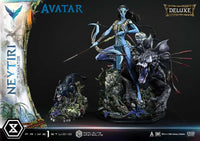 PRE ORDINE - Avatar (Film) Real Elite Masterline Series Statue 1/4 Neytiri & Thanator Deluxe Bonus Version 75 cm