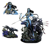 PRE ORDINE - Avatar (Film) Real Elite Masterline Series Statue 1/4 Neytiri & Thanator Deluxe Bonus Version 75 cm