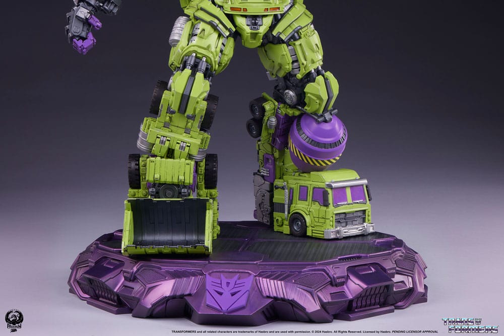 Transformers Museum Scale Statue Devastator 114 cm