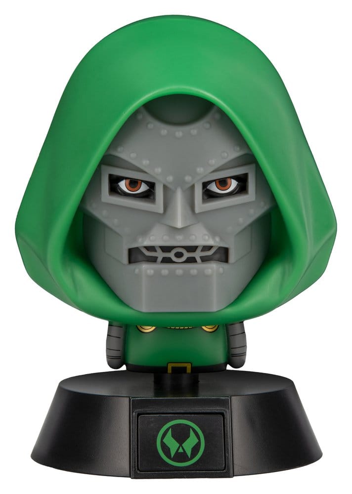 PRE ORDINE - Marvel Universe Icon Light Dr Doom 11 cm
