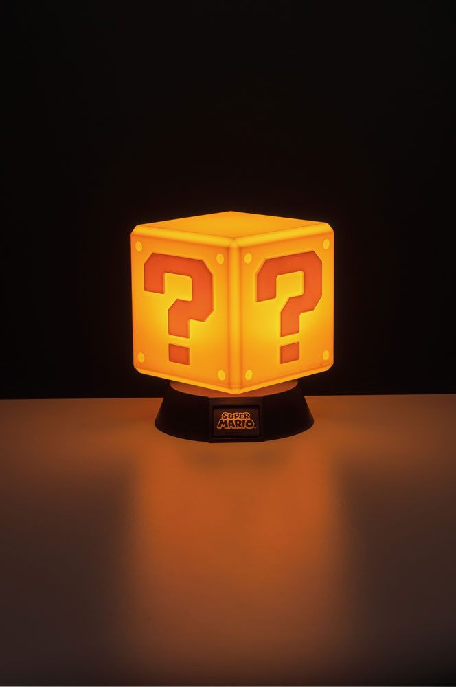 PRE ORDINE - Super Mario 3D Light Question Block 10 cm