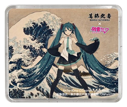 PRE ORDINE - Katsushika Hokusai x Hatsune Miku 3D Magnet Thirty-six Views of Mount Fuji The Great Wave off Kanagawa