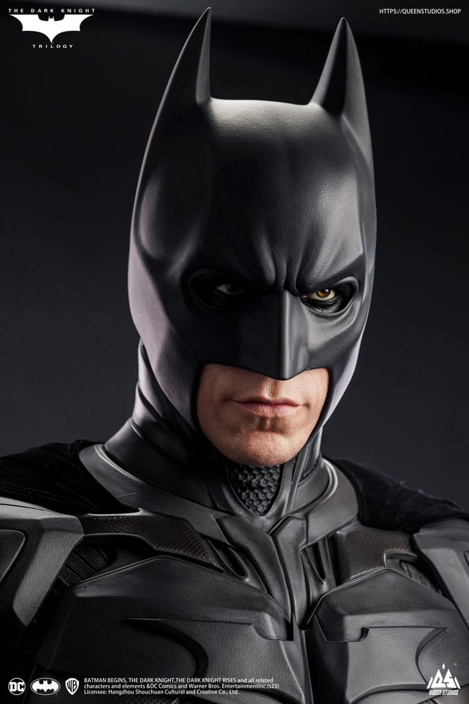 QUEEN STUDIOS - The Dark Knight Life-Size Statue Batman Deluxe Edition 207 cm