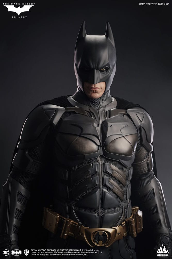 QUEEN STUDIOS - The Dark Knight Life-Size Statue Batman Deluxe Edition 207 cm