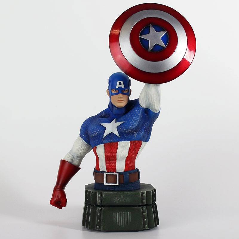 PRE ORDINE - Marvel Bust Captain America 26 cm
