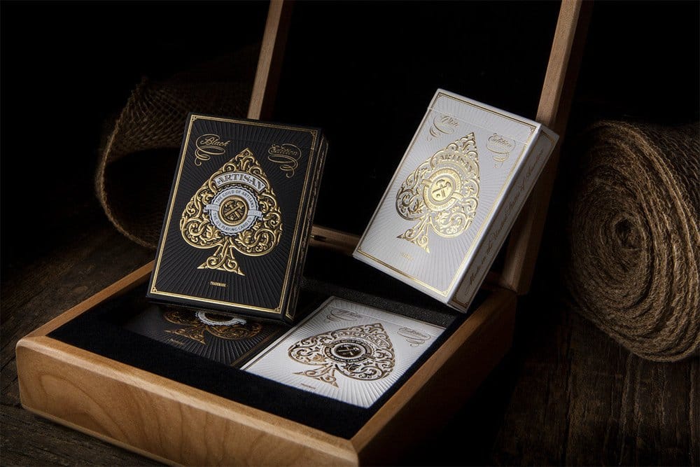 PRE ORDINE - Theory 11 Set of Playing Cards Artisan Luxury Box