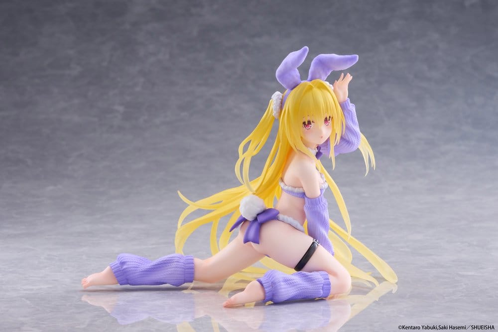 PRE ORDINE - To Love-Ru Darkness MOFLOCK PVC Figure Golden Darkness (Fluffy Bunny Ver.) 13 cm
