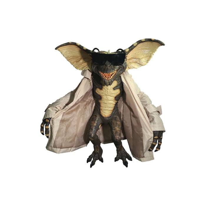 PRE ORDINE - Gremlins Prop Replica 1/1 Flasher Gremlin Puppe 71 cm