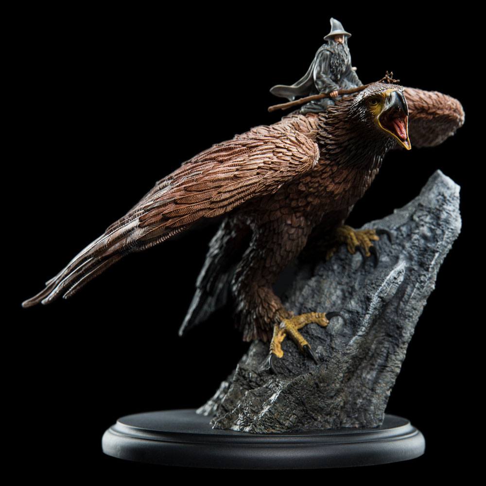 PRE ORDINE - Lord of the Rings Statue Gandalf on Gwaihir 15 cm